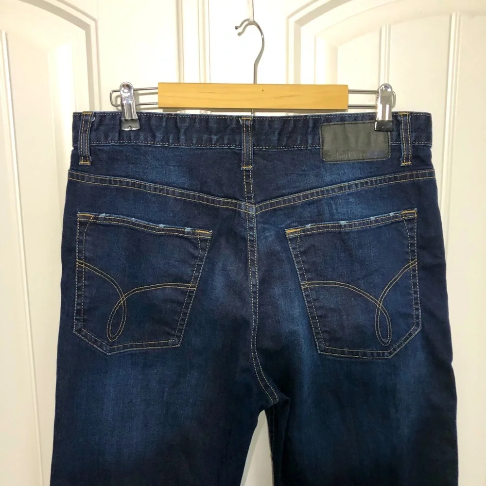 Calvin Klein Cotton Blend Dark Blue Wash Relaxed Straight Jeans 33 x 34_4